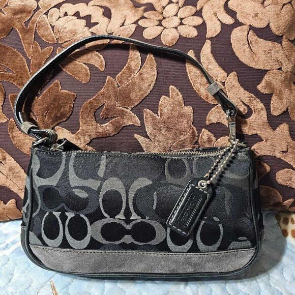 2004 Vintage Y2K Coach Demi Shoulder Bag Purse in Optic Signature Monogram Jacqu - Picture 1 of 7